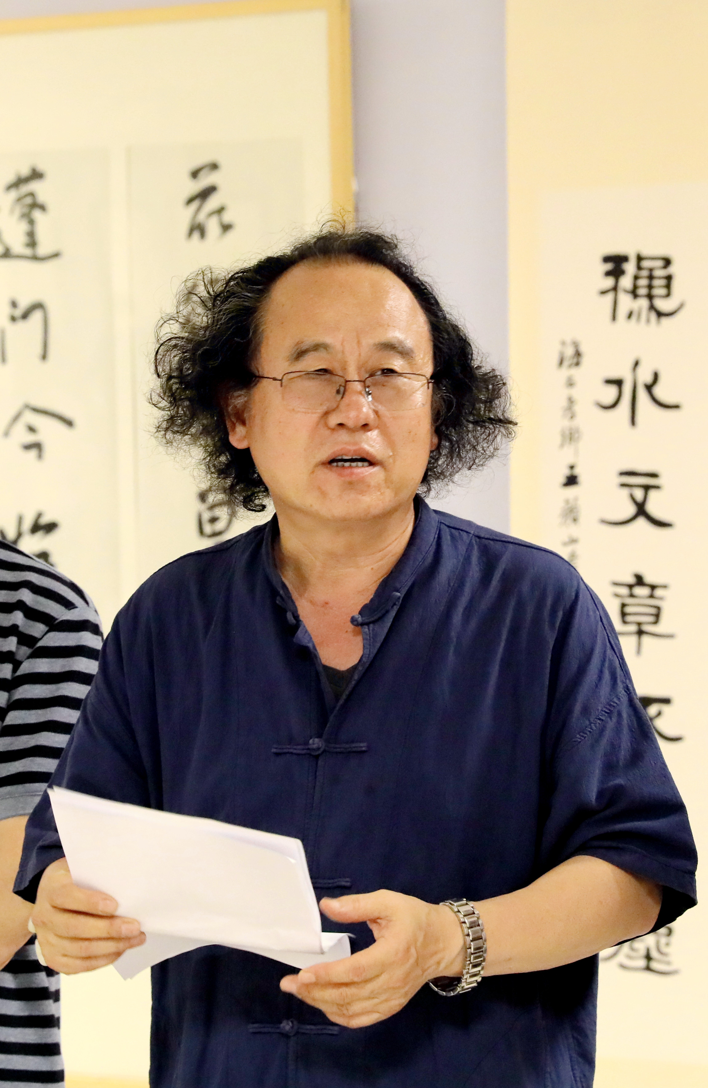 "书法进校园"淄博书法名家作品展在我校举行